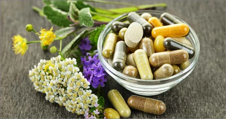 Read more about the article Kaikki mitä sinun tarvitsee tietää vitamiineista ja ravintolisistä